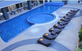 Hotel Merapi Merbabu 4*